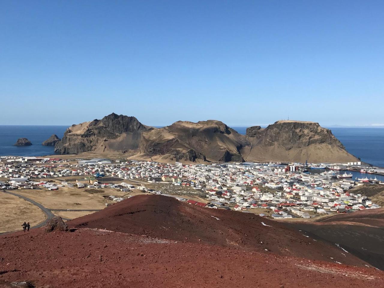 Guesthouse Arny Vestmannaeyjar Exterior photo